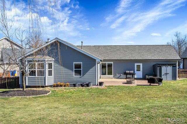 909 W Medalist Court, Wentzville, MO 63385