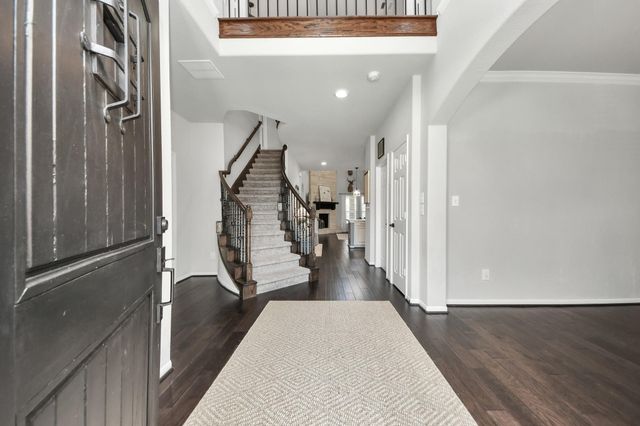12119 Sandstone Circle, Mont Belvieu, TX 77535