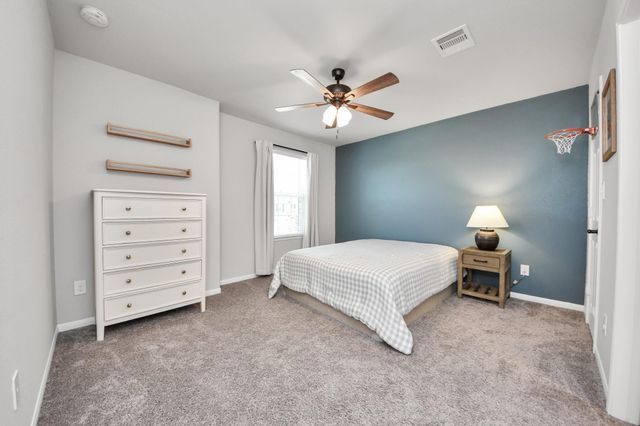 12119 Sandstone Circle, Mont Belvieu, TX 77535