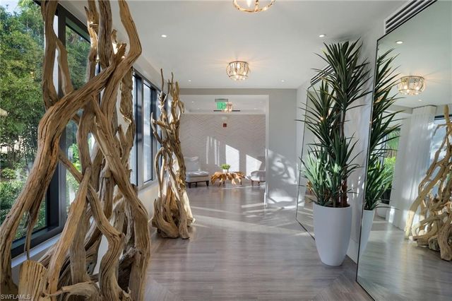 1115 Central AVE 456, Naples, FL 34102