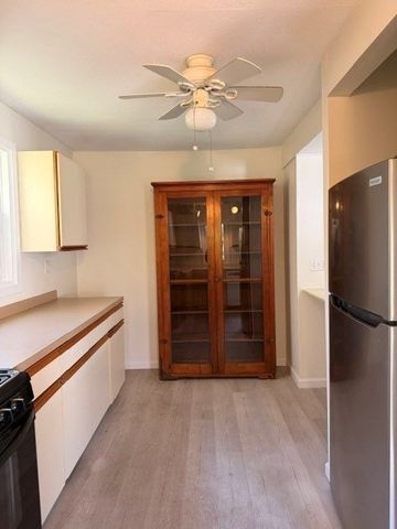 701 Mill St, Marion, MA 02738