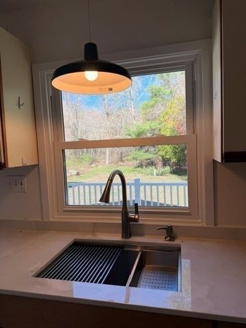 701 Mill St, Marion, MA 02738