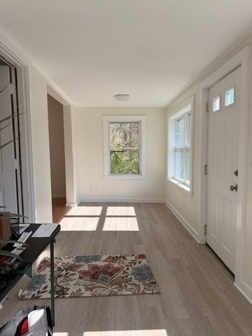 701 Mill St, Marion, MA 02738