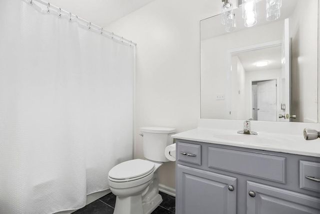 12628 E 48TH Street, Independence, MO 64055