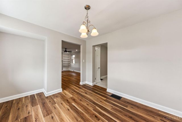 7247 Reading Road, Cincinnati, OH 45237