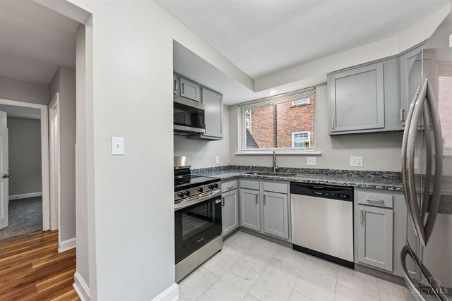 7247 Reading Road, Cincinnati, OH 45237