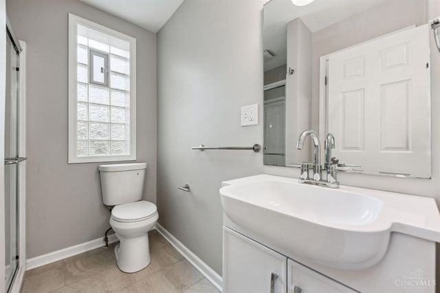 7247 Reading Road, Cincinnati, OH 45237