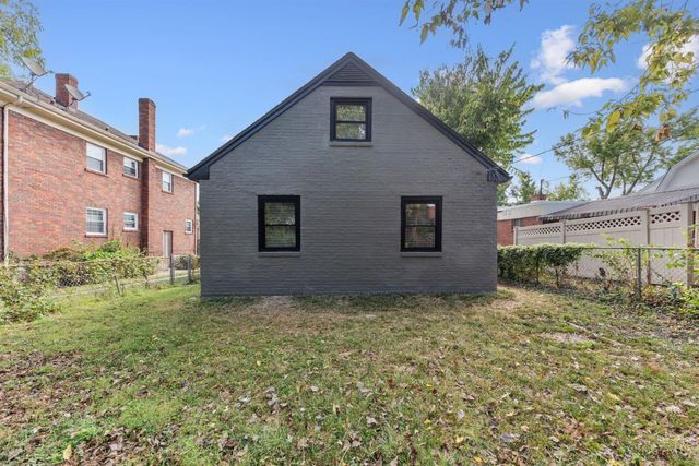 7247 Reading Road, Cincinnati, OH 45237