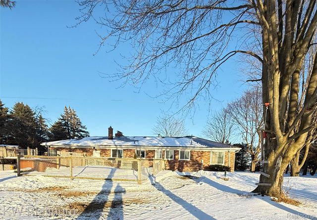 75205 Memphis Ridge Rd Road, Richmond Township, MI 48062