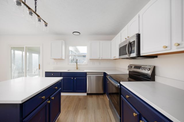 675 Preston Trails Drive, Pickerington, OH 43147