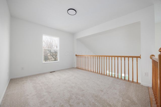 675 Preston Trails Drive, Pickerington, OH 43147