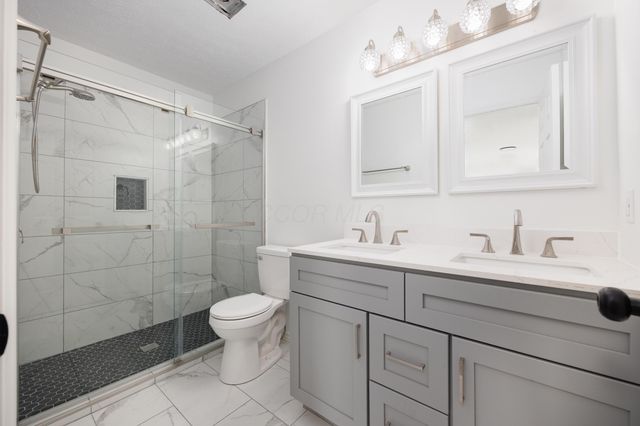 675 Preston Trails Drive, Pickerington, OH 43147