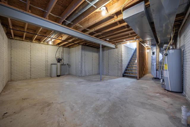 675 Preston Trails Drive, Pickerington, OH 43147