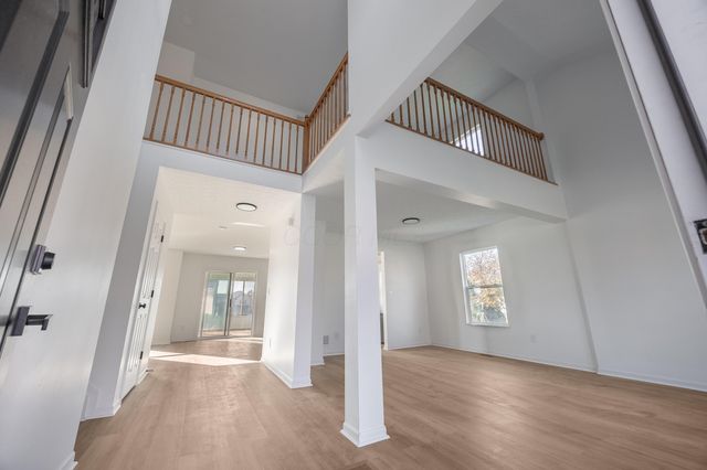 675 Preston Trails Drive, Pickerington, OH 43147