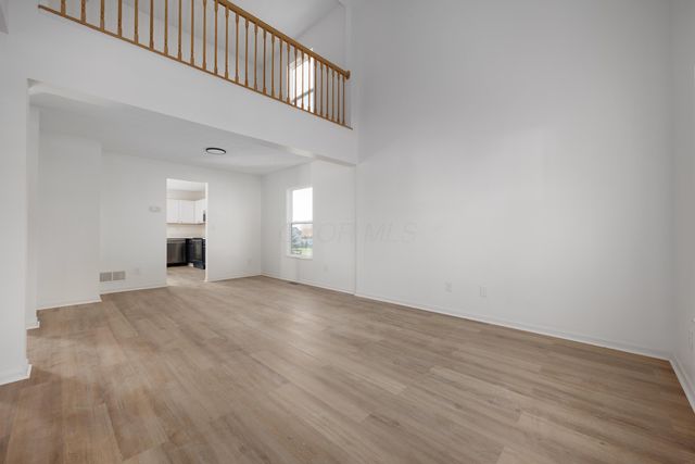 675 Preston Trails Drive, Pickerington, OH 43147