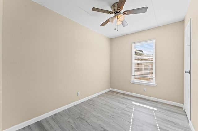 3911 County Road 183 C, Alvin, TX 77511