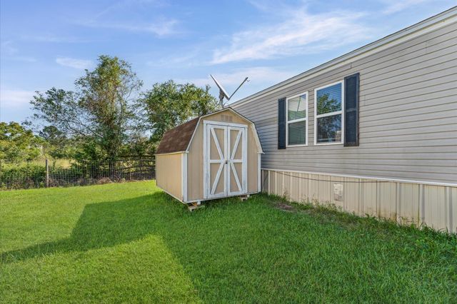 3911 County Road 183 C, Alvin, TX 77511
