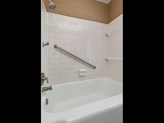 6400 Clinton Avenue, Richfield, MN 55423
