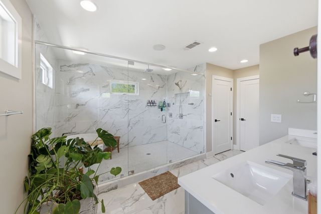 1606 10th Ave, N, Nashville, TN 37208