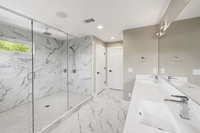1606 10th Ave, N, Nashville, TN 37208
