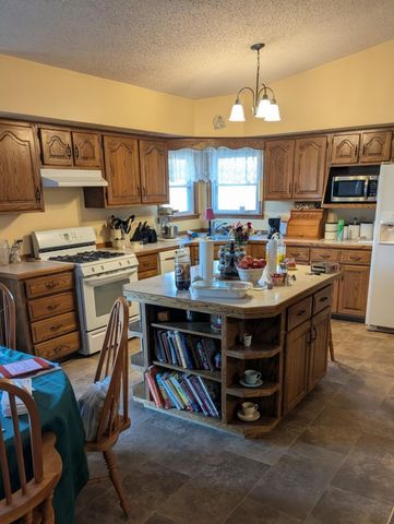 1760 Missouri 181, Cabool, MO 65689