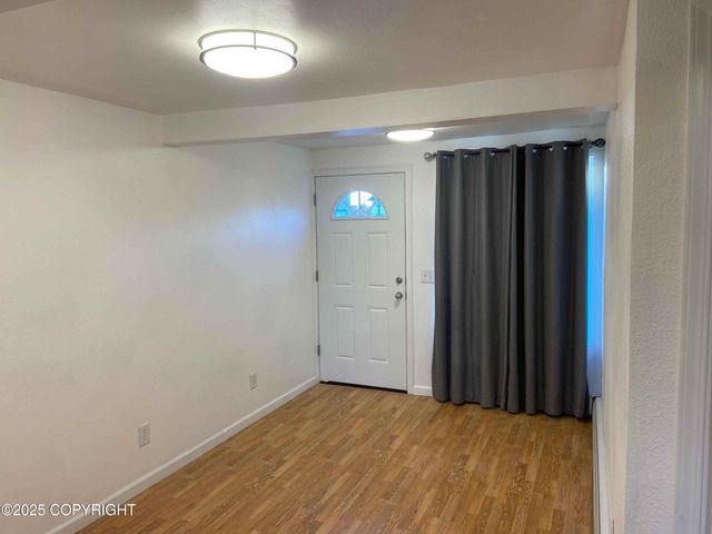 203 N Hoyt Street, Anchorage, AK 99508