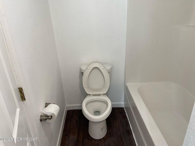 203 N Hoyt Street, Anchorage, AK 99508