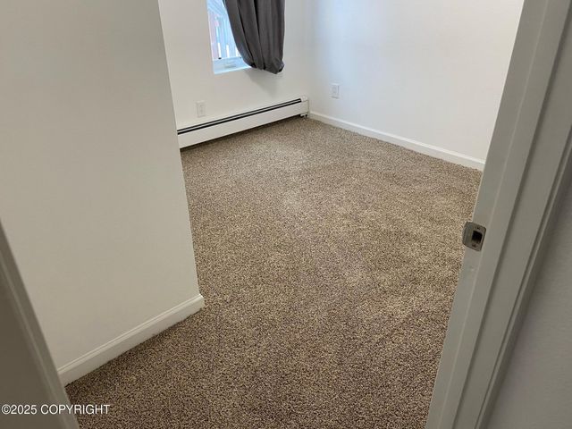 203 N Hoyt Street, Anchorage, AK 99508