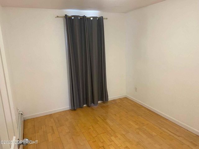 203 N Hoyt Street, Anchorage, AK 99508