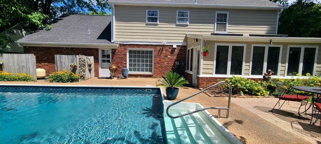 7237 CREATHWOOD CV, Germantown, TN 38138