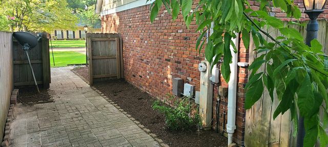 7237 CREATHWOOD CV, Germantown, TN 38138