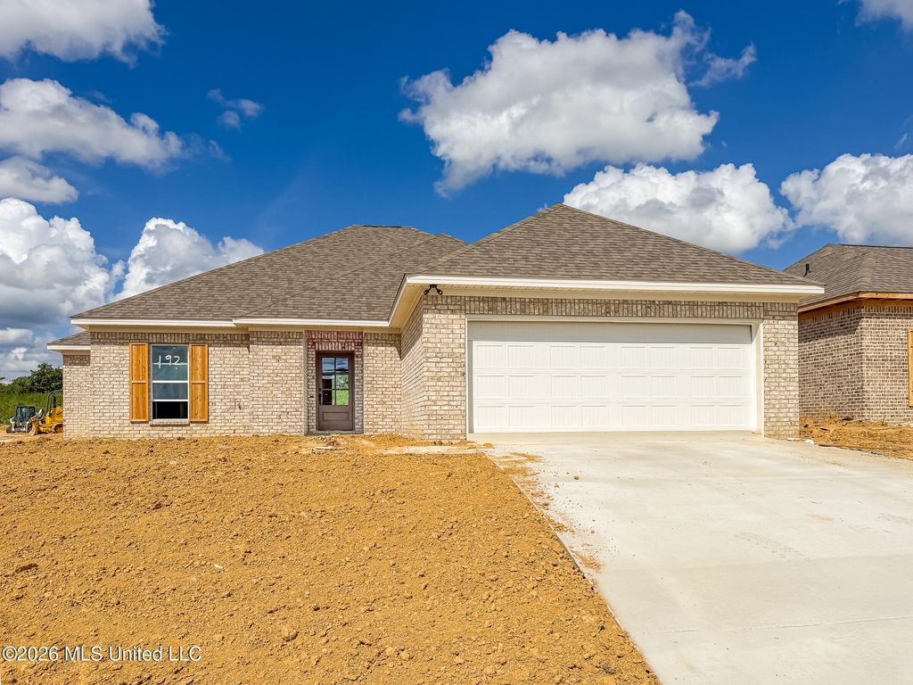 1301 N Elderberry, Pearl, MS 39208