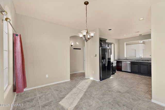 7512 Vista De Oeste Place, Las Cruces, NM 88012