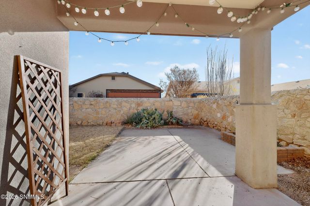 7512 Vista De Oeste Place, Las Cruces, NM 88012