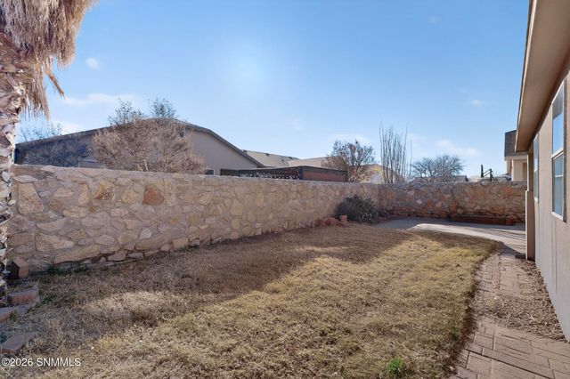 7512 Vista De Oeste Place, Las Cruces, NM 88012