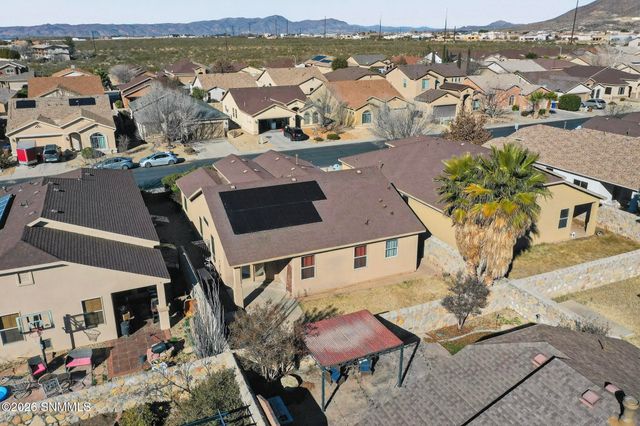 7512 Vista De Oeste Place, Las Cruces, NM 88012