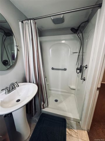 164 N Pine Street, Massapequa, NY 11758