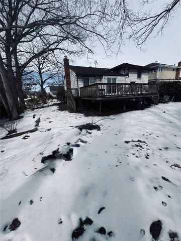 164 N Pine Street, Massapequa, NY 11758