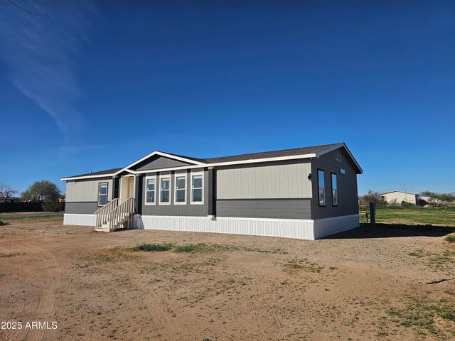 20532 W JOMAX Road, Wittmann, AZ 85361