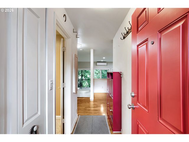 4 TOUCHSTONE 111, Lake Oswego, OR 97035
