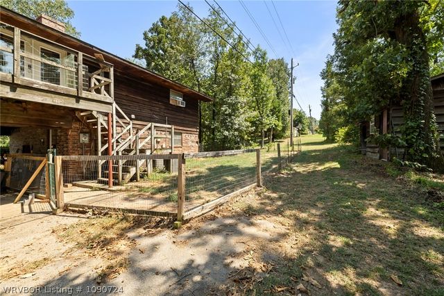 865 S Oak Street, Greenwood, AR 72936