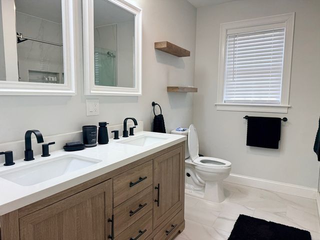 16 Palmer St, Brockton, MA 02301