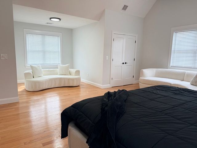 16 Palmer St, Brockton, MA 02301