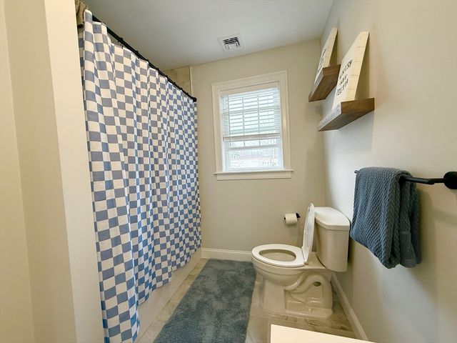 16 Palmer St, Brockton, MA 02301