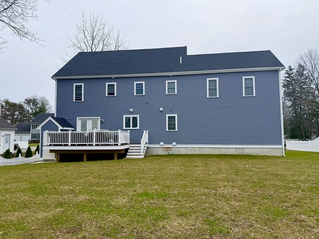 16 Palmer St, Brockton, MA 02301