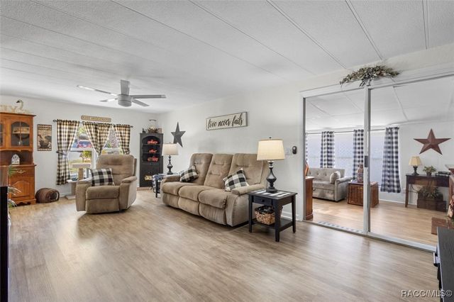 12041 Fairway Avenue, Brooksville, FL 34613