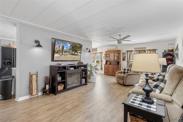 12041 Fairway Avenue, Brooksville, FL 34613