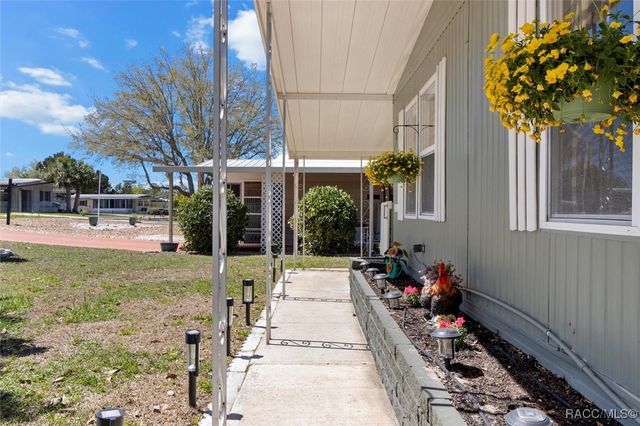 12041 Fairway Avenue, Brooksville, FL 34613