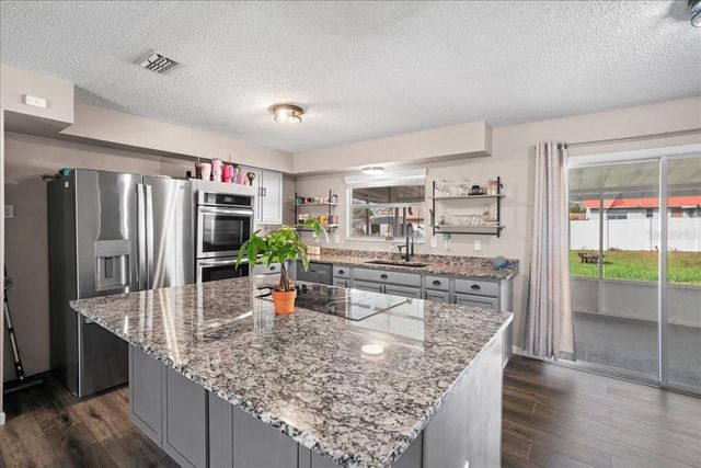 24 SAPPHIRE WAY, Ocala, FL 34472