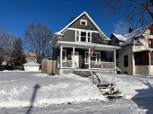 1007 Hudson Road, Saint Paul, MN 55106